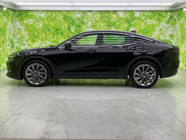 クラウンクロスオーバー2.5 G アドバンスト レザー パッケージ E-Four 4WD