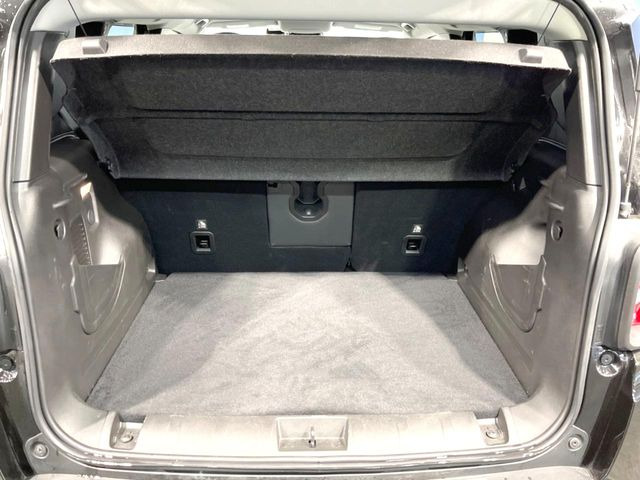 ���g�����N���[��:����L������e�X�y�[�X!���ꂾ���̍L��������΂��������⃌�W���[�Ȃǂɂ��œK�ł�!�g�p�������Ȃ����ꂢ�ȏ�Ԃ��ێ����Ă���܂��B