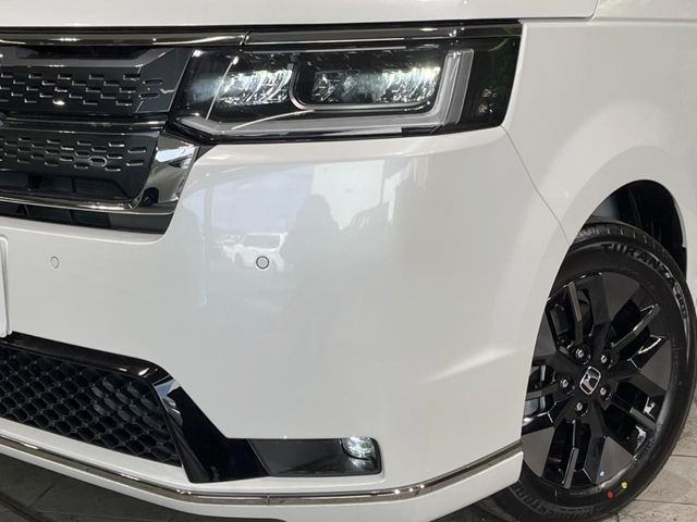 �yLED�w�b�h���C�g�z���V����ԑ��s�����ǍD�Ȏ��E���m�ۂ����S���ĉ^�]�ł��鍂�P�xLED�w�b�h���C�g�𑕔�!�_�����x�������A����d�͂��}�����Ă��܂��B