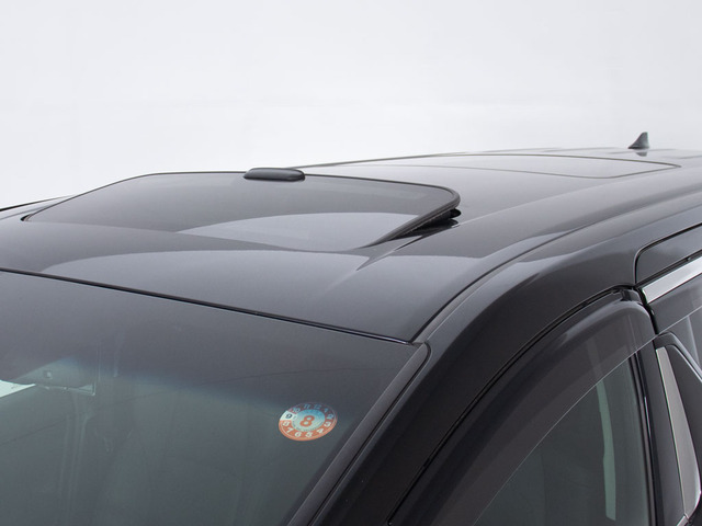 ★サンルーフ★&zwnj;人気装備のサンルーフ装着!開放的な空間をお楽しみください!