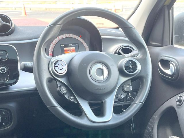 ���n���h�����̃X�������Ȃ��A���ꂢ�ȏ�Ԃ��ێ����Ă���܂��B�e�X�C�b�`���̓�����m�F�ς݂ł��B