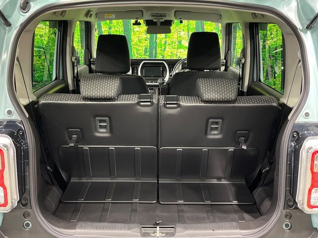 ���i�̂���������ʋ΁A���}���ɏ\���ȉ׎��X�y�[�X���m�ۂ��Ă���܂��B�Z�J���h�V�[�g��|���ƁA�傫�ȉו��̐ύڂ��\�ł���