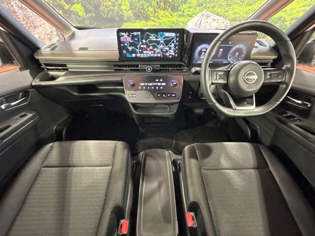 セレナ1.4 e-POWER ハイウェイスターV