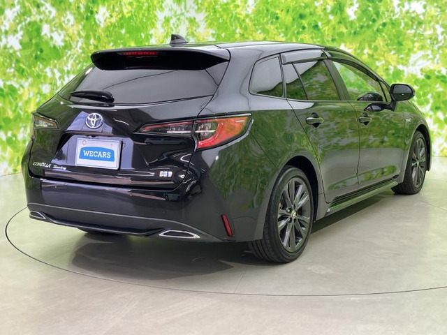 カローラツーリング1.8 ハイブリッド W×B