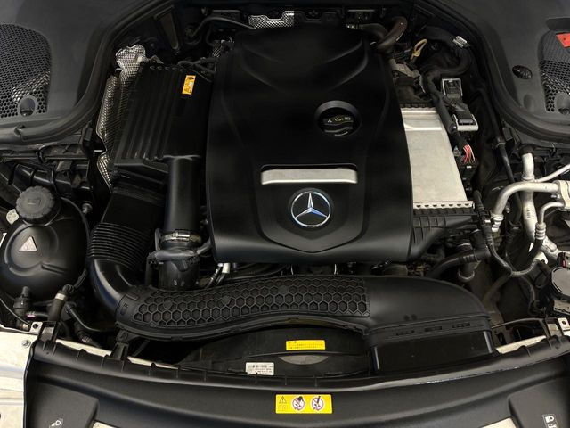 �����X�ł́A�e���[�J�[�̐�p�f�f�e�X�^�[�𓱓��B���Ǝ��i�����e�N�j�J���X�^�b�t���풓���Ă���܂��̂ŁA������̍ۂɂ����S���Ă����p���������܂��B