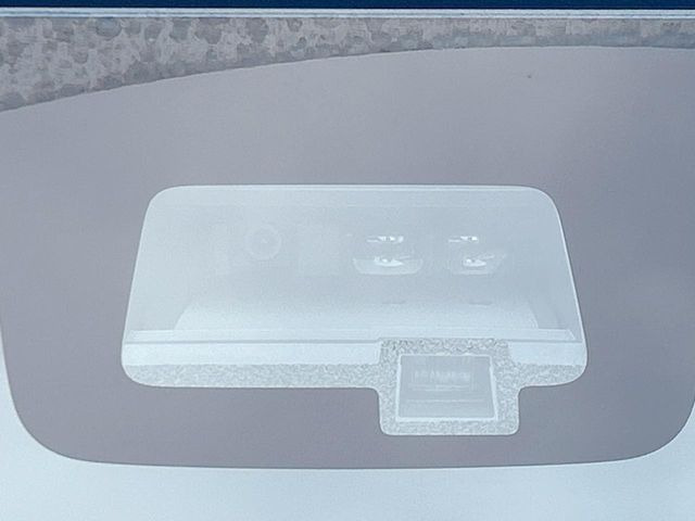 �y�X�Y�L �Z�[�t�e�B�T�|�[�g�z���s���ɑO���̎ԗ�����F�����A�Փ˂������Ȏ��͌x��ƃu���[�L�ŏՓˉ���Ɣ�Q�y�����A�V�X�g�B�����S�Ƀh���C�u�����y���݂��������܂��B