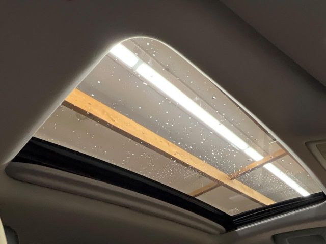 �y�T�����[�t�z�{�^���ЂƂŊJ�\!�J���������Ղ�̃T�����[�t����������Ă��܂�!�ԓ��ɖ�����������ꂽ��i�F���y���ވȊO�ɂ��A�ԓ��̋�C���ȒP�Ɋ��C�\!