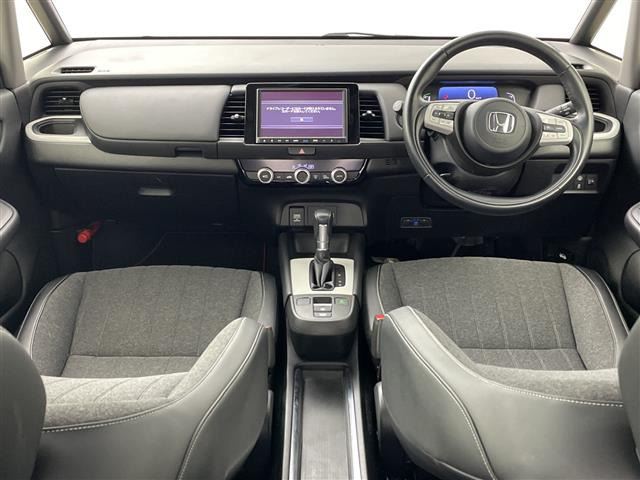 フィット1.5 e:HEV ホーム 4WD