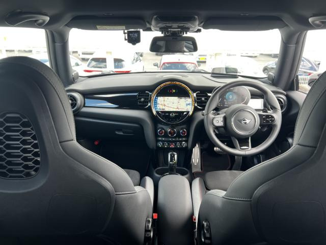 ミニジョン・クーパー・ワークス