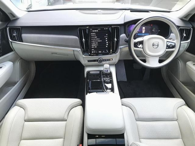 S90リチャージ PHEV T8 AWD アルティメット 4WD