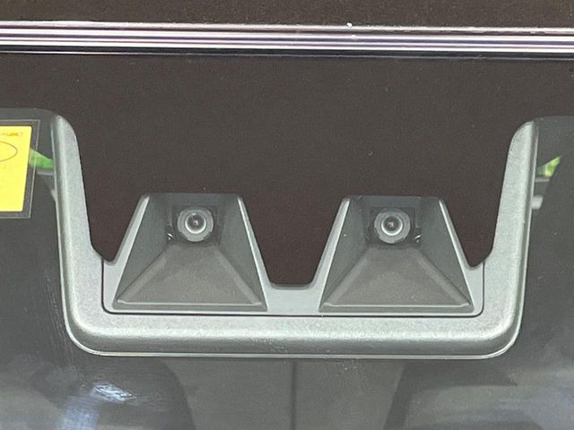 �y�X�}�[�g�A�V�X�g�z���s���ɑO���̎ԗ�����F�����A�Փ˂������Ȏ��͌x��ƃu���[�L�ŏՓˉ���Ɣ�Q�y�����A�V�X�g�B�����S�Ƀh���C�u�����y���݂��������܂��B