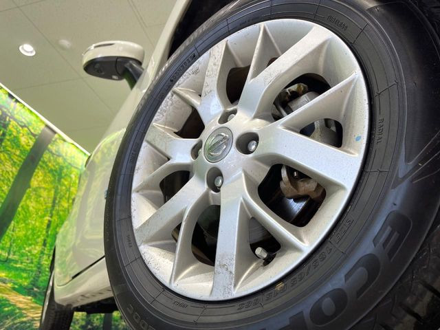 �y����15�C���`�A���~�z�C�[���z�O�ςɃ}�b�`���������A���~�z�C�[���𑕒����Ă���܂��B�e��ЊO�A���~�z�C�[����A�X�^�b�h���X�^�C�����戵�����Ă���܂��B���񂲑��k����������