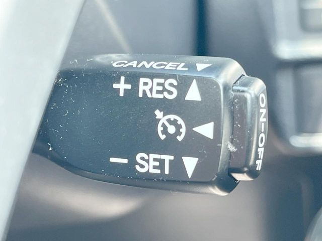 �y�N���[�Y�R���g���[���z�������H�����N���N���s�B�A�N�Z���𗣂��Ă���葬�x�ő��s���ł��A�������^�]���̕��S���y��!�����E�������ȒP�ȃX�C�b�`����Œ����ł��܂��B