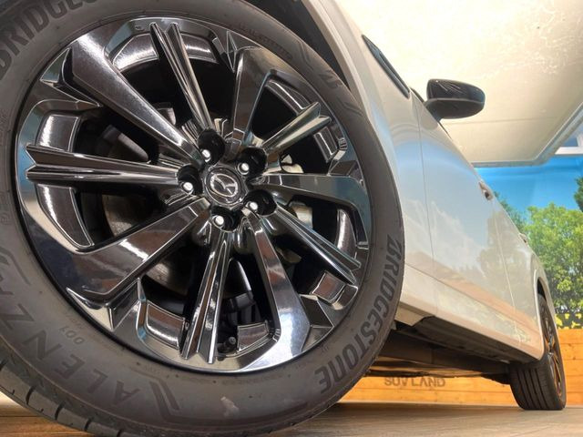 �y����20�C���`�A���~�z�C�[���z�O�ςɃ}�b�`���������A���~�z�C�[���𑕒����Ă���܂��B�e��ЊO�A���~�z�C�[����A�X�^�b�h���X�^�C�����戵�����Ă���܂��B���񂲑��k����������