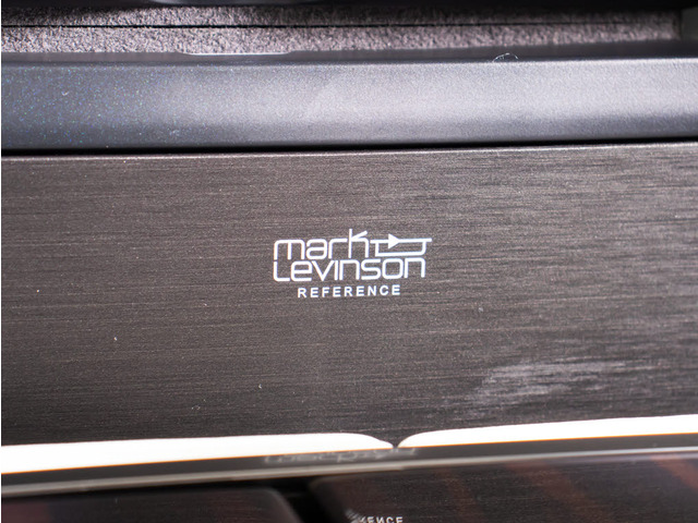 �}�[�N���r���\���v���~�A���T�E���h�V�X�e��!���̃N���A�Ŕ��͂���T�E���h�ɂ��A�I�[�f�B�I�u�����h�Ƃ��Ė������u�����h�ł�!�܂�ŃR���T�[�g�z�[���̂悤�ȗՏꊴ�𖡂킦�܂�!!