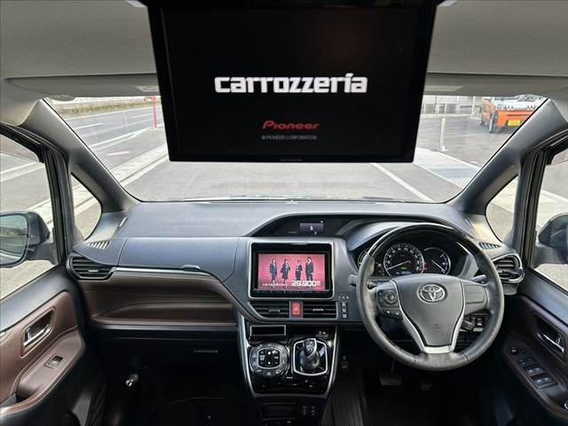 エスクァイアハイブリッド1.8 Gi