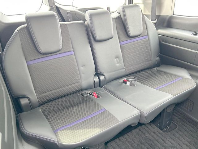 3��ڃV�[�g�͂�������ԗǍD����l�ł��������ƍ����Ē����܂��̂ŁA��l���ł̂��o���������N���N�ł��􂲉Ƒ��ŁA�C�̒m�ꂽ���ԂŁA�h���C�u�ɍs���̂��y���݂ł��ˁ�