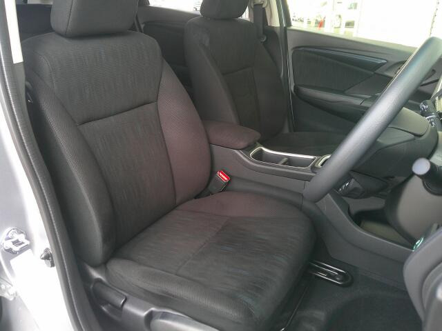 �t�����g�V�[�g����ԗǍD�ł���B�傫�ȉ�����Ȃ��A���S�ł��B����S�n�������ł���B