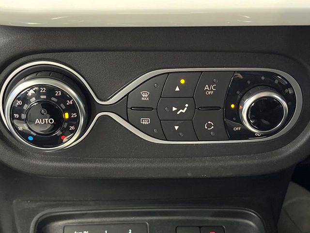 ���I�[�g�G�A�R��:�œK�ȉ��x��ۂ悤�ɃI�[�g�Œ��߉\�ł���