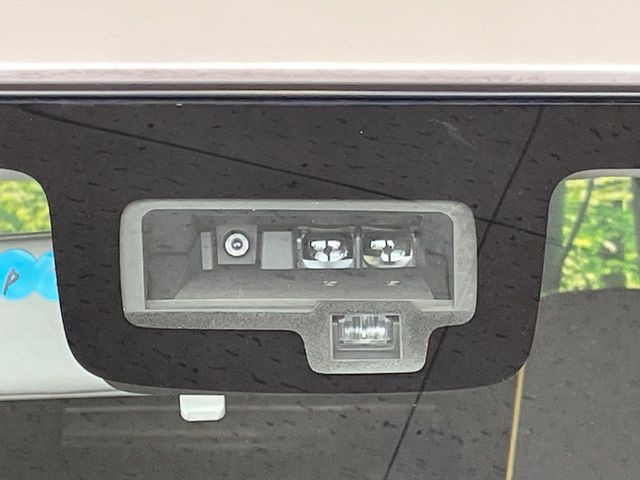 �y�X�Y�L �Z�[�t�e�B�T�|�[�g�z���s���ɑO���̎ԗ�����F�����A�Փ˂������Ȏ��͌x��ƃu���[�L�ŏՓˉ���Ɣ�Q�y�����A�V�X�g�B�����S�Ƀh���C�u�����y���݂��������܂��B