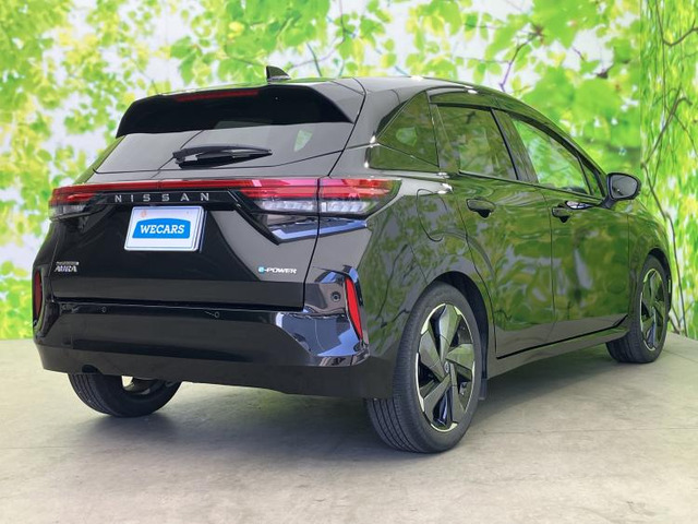 ノートオーラ1.2 G レザーエディション