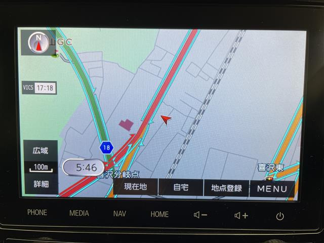 アウトランダーPHEV2.4 G プラスパッケージ 4WD