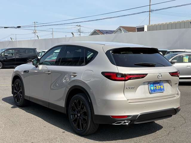 当社のお車は「全車保証付き」です。遠方のお客様もお近くのディーラーへ入庫いただければ対応できます。購入後も安心してお乗り下さい。別途有償で「1年」「2年」「3年」の延長保証もあります。ご相談下さい。