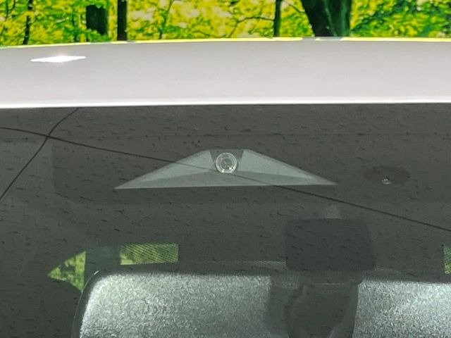 �y�O�He-Assist�z���s���ɑO���̎ԗ�����F�����A�Փ˂������Ȏ��͌x��ƃu���[�L�ŏՓˉ���Ɣ�Q�y�����A�V�X�g�B�����S�Ƀh���C�u�����y���݂��������܂��B