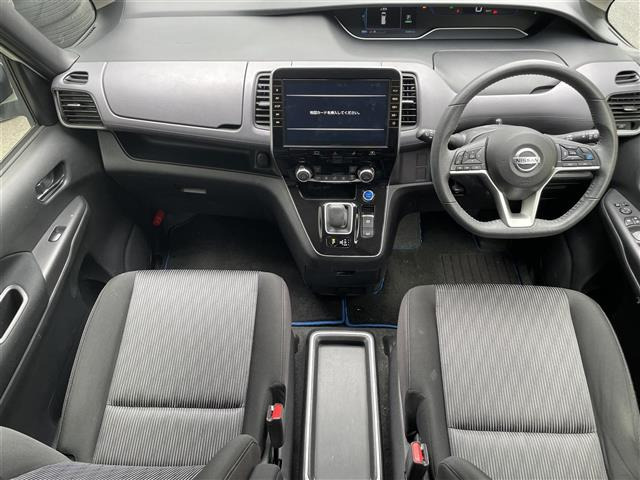 セレナ1.2 e-POWER ハイウェイスターV