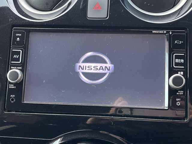 �y�i�r�Q�[�V�����z�g���₷���i�r�ŖړI�n�܂ł�������ē����Ă���܂��B�e��I�[�f�B�I�Đ��@�\���[�����Ă���A���Ԃ̉^�]������Ɋy�����Ȃ�܂�!!