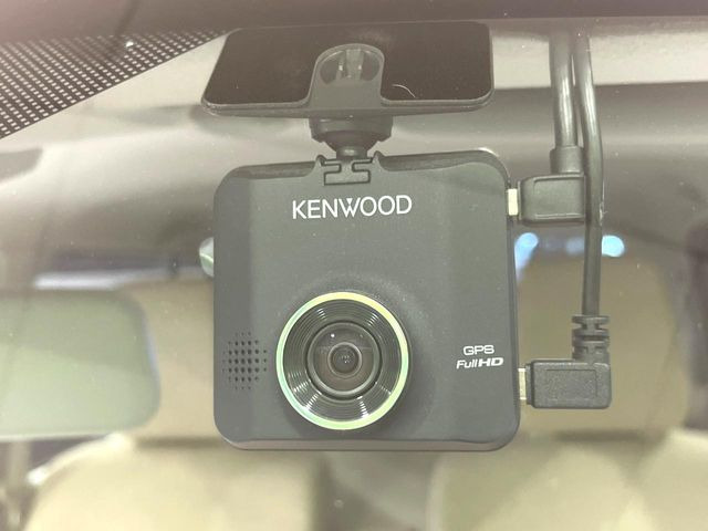 �y�h���C�u���R�[�_�[�z�h���C�u���R�[�_�[����!���s���͂������A������^�]�⎖�̂ɑ��������ہA�f���ŋL�^���A����̃��X�N�ɔ����܂��B���L�^�pSD�J�[�h�͂��q�l�����g�ł��������������K�v������܂��B