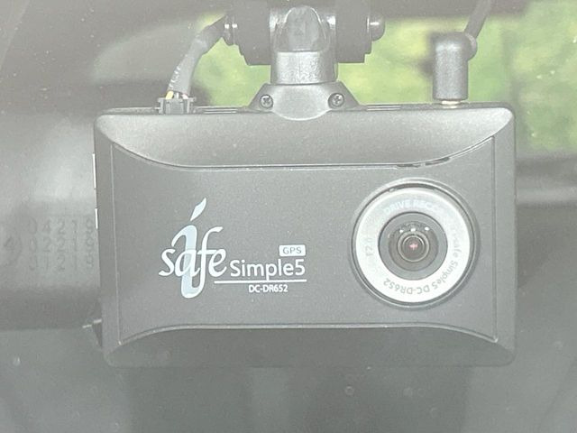 �y�h���C�u���R�[�_�[�z�h���C�u���R�[�_�[����!���s���͂������A������^�]�⎖�̂ɑ��������ہA�f���ŋL�^���A����̃��X�N�ɔ����܂��B���L�^�pSD�J�[�h�͂��q�l�����g�ł��������������K�v������܂��B