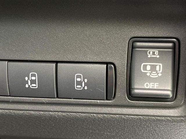 セレナ1.4 e-POWER ハイウェイスターV