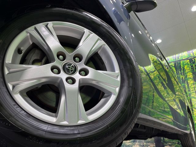 �y����16�C���`�A���~�z�C�[���z�O�ςɃ}�b�`���������A���~�z�C�[���𑕒����Ă���܂��B�e��ЊO�A���~�z�C�[����A�X�^�b�h���X�^�C�����戵�����Ă���܂��B���񂲑��k����������