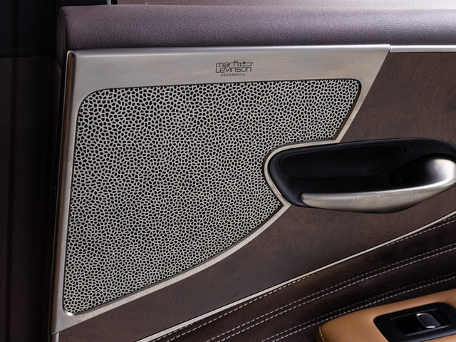 ���������N��̉����}�[�N���r���\��!