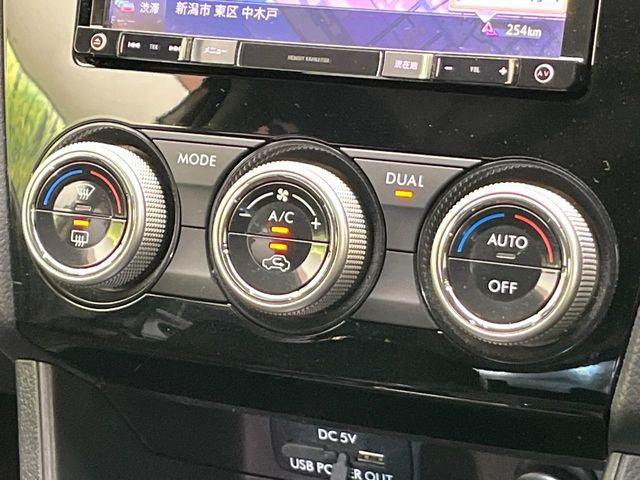 �y���E�Ɨ��^�t���I�[�g�G�A�R���z�^�]�ȂƏ���Ȃł��ꂼ�ꂨ�D�݂̉��x�ɐݒ�\�B����҂ɂ��z�������A�œK�ȋ󒲂����͂��v���܂��B