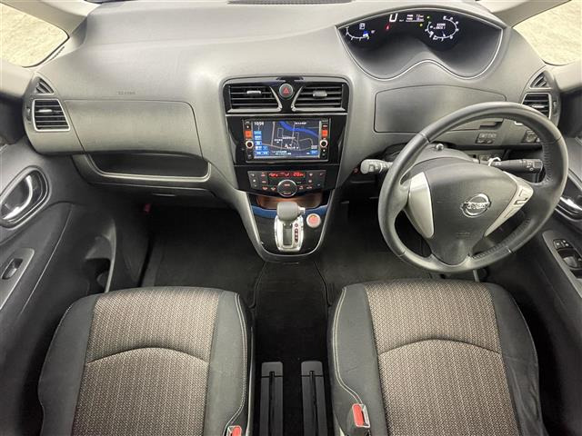 セレナ2.0 ハイウェイスター Vセレクション+Safety S-HYBRID