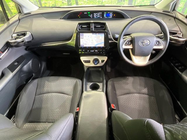 プリウス1.8 S セーフティ プラス