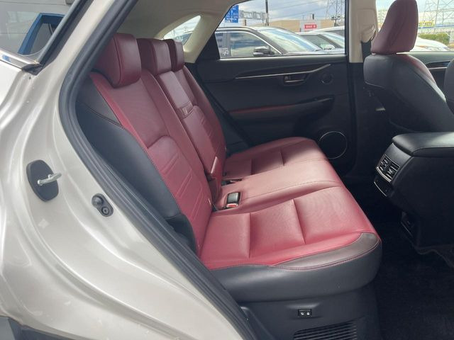 �L�X�Ƃ���2��ڃV�[�g�͋��Z���������A���S�n�����K!�F�B��Ƒ��Ƃ̂��o�����ɂ҂�����ł��B�x�r�[�V�[�g��`���C���h�V�[�g�g�p�������K�ɂ��߂�������������\���ȋ�Ԃ��m�ۂ��Ă��܂��B