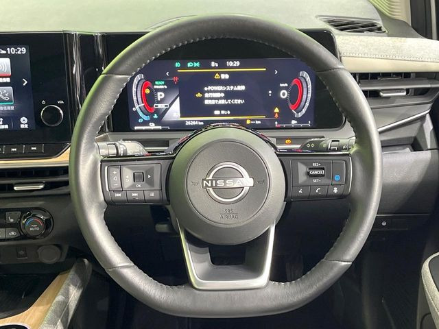 �y�X�e�A�����O�X�C�b�`�z�^�]���A�O������ڐ������炷���ƂȂ��A�I�[�f�B�I���̑��삪�\�ȕ֗��@�\!���S&���K�ȃh���C�u�����o���Ă���܂���