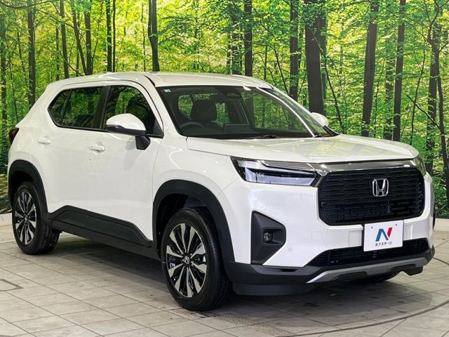 高透明度のガラス皮膜で撥水はもちろん、上質なツヤ・光沢を実現。紫外線や酸性雨から大切な愛車を保護し、色あせ・劣化を防止。「弾スプラッシュコート」、「弾プリミッサコート」からお選びいただけます。