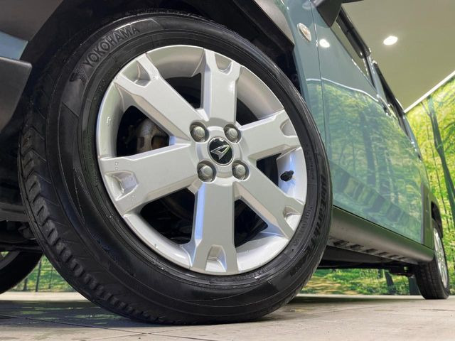 �y����15�C���`�A���~�z�C�[���z�O�ςɃ}�b�`���������A���~�z�C�[���𑕒����Ă���܂��B�e��ЊO�A���~�z�C�[����A�X�^�b�h���X�^�C�����戵�����Ă���܂��B���񂲑��k����������