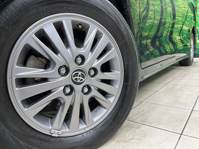 �y����15�C���`�A���~�z�C�[���z�O�ςɃ}�b�`���������A���~�z�C�[���𑕒����Ă���܂��B�e��ЊO�A���~�z�C�[����A�X�^�b�h���X�^�C�����戵�����Ă���܂��B���񂲑��k����������