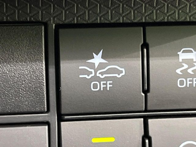 �y�X�}�[�g�A�V�X�g�z���s���ɑO���̎ԗ�����F�����A�Փ˂������Ȏ��͌x��ƃu���[�L�ŏՓˉ���Ɣ�Q�y�����A�V�X�g�B�����S�Ƀh���C�u�����y���݂��������܂��B