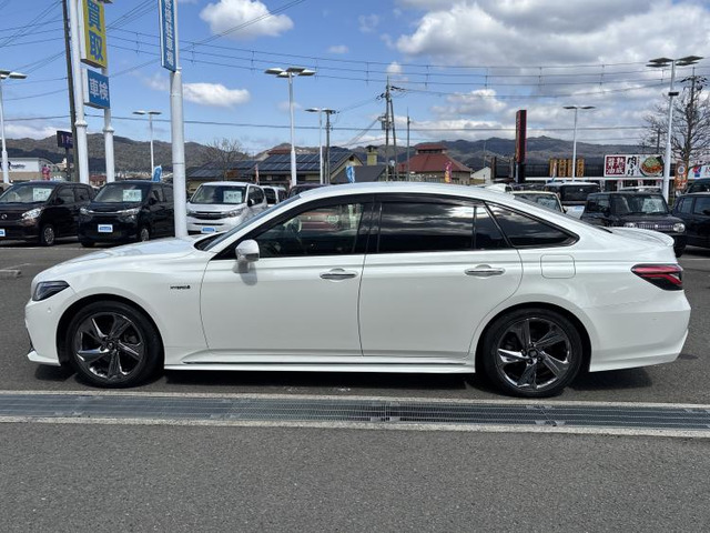 クラウンハイブリッド 2.5 RS アドバンス