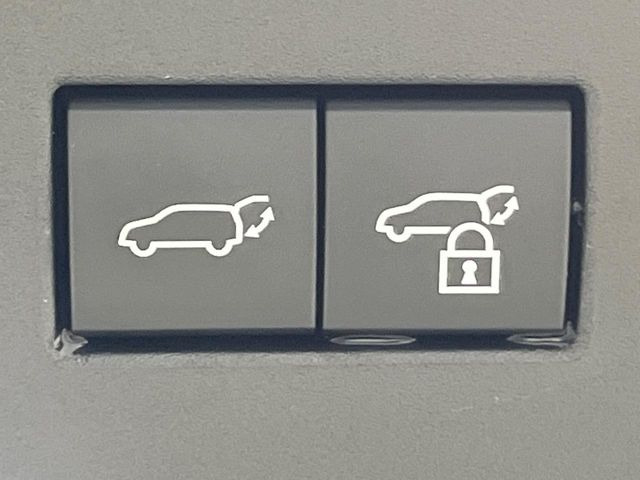 �y�p���[�o�b�N�h�A�z�X�}�[�g�L�[��^�]�Ȃ̃{�^�������������Ń��A�Q�[�g�������ŊJ���܂�!�ו��������Ă��鎞��A�����ʒu�ɂ���o�b�N�h�A��߂�ۂɕ֗��ȋ@�\�ł���