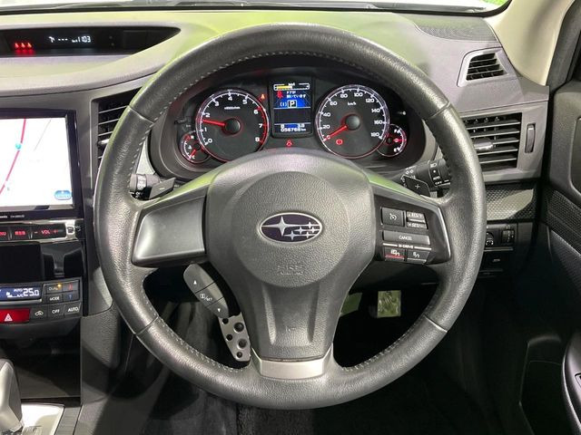 �y�N���[�Y�R���g���[���z�������H�����N���N���s�B�A�N�Z���𗣂��Ă���葬�x�ő��s���ł��A�������^�]���̕��S���y��!�����E�������ȒP�ȃX�C�b�`����Œ����ł��܂��B