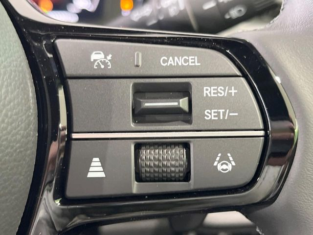 �y�A�_�v�e�B�u�N���[�Y�R���g���[���z�������H�ł̒��������s���y��!!�����ő��x��ۂN���[�Y�R���g���[�����A�Փˌy���V�X�e���ƘA�g���A�O���̎ԗ������m���ĎԊԂ�ۂ悤�ɑ��x���߂��Ă���܂�!!