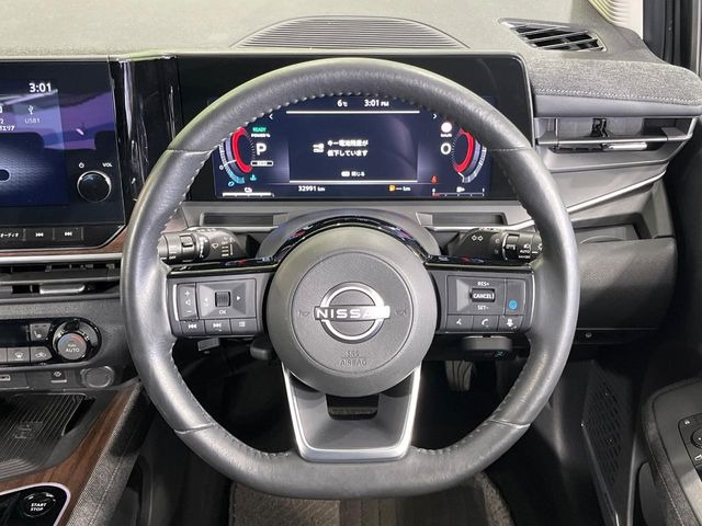 �y�����v�����X�e�A�����O�z�㎿�Ȋv���g�p���邱�ƂŁA��ɂ����������݂ƂĂ��^�]���₷���n���h���ł���