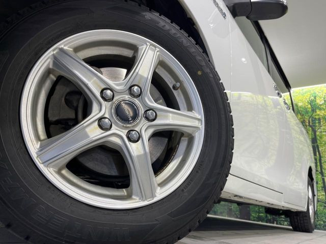 �y15�C���`�A���~�z�C�[���z�O�ςɃ}�b�`�����A���~�z�C�[���𑕒����Ă���܂��B�e��A���~�z�C�[����A�X�^�b�h���X�^�C�����戵�����Ă���܂��B���񂲑��k����������